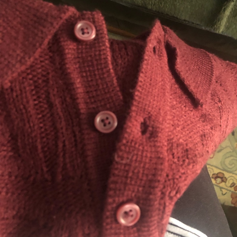 NWT Express Men's Burgundy Polo Quarter Button Up Sweater Size Small - Picture 4 of 13